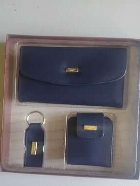 Huntington Ridge Navy Leather Wallet, Card Case & Key Fob Set